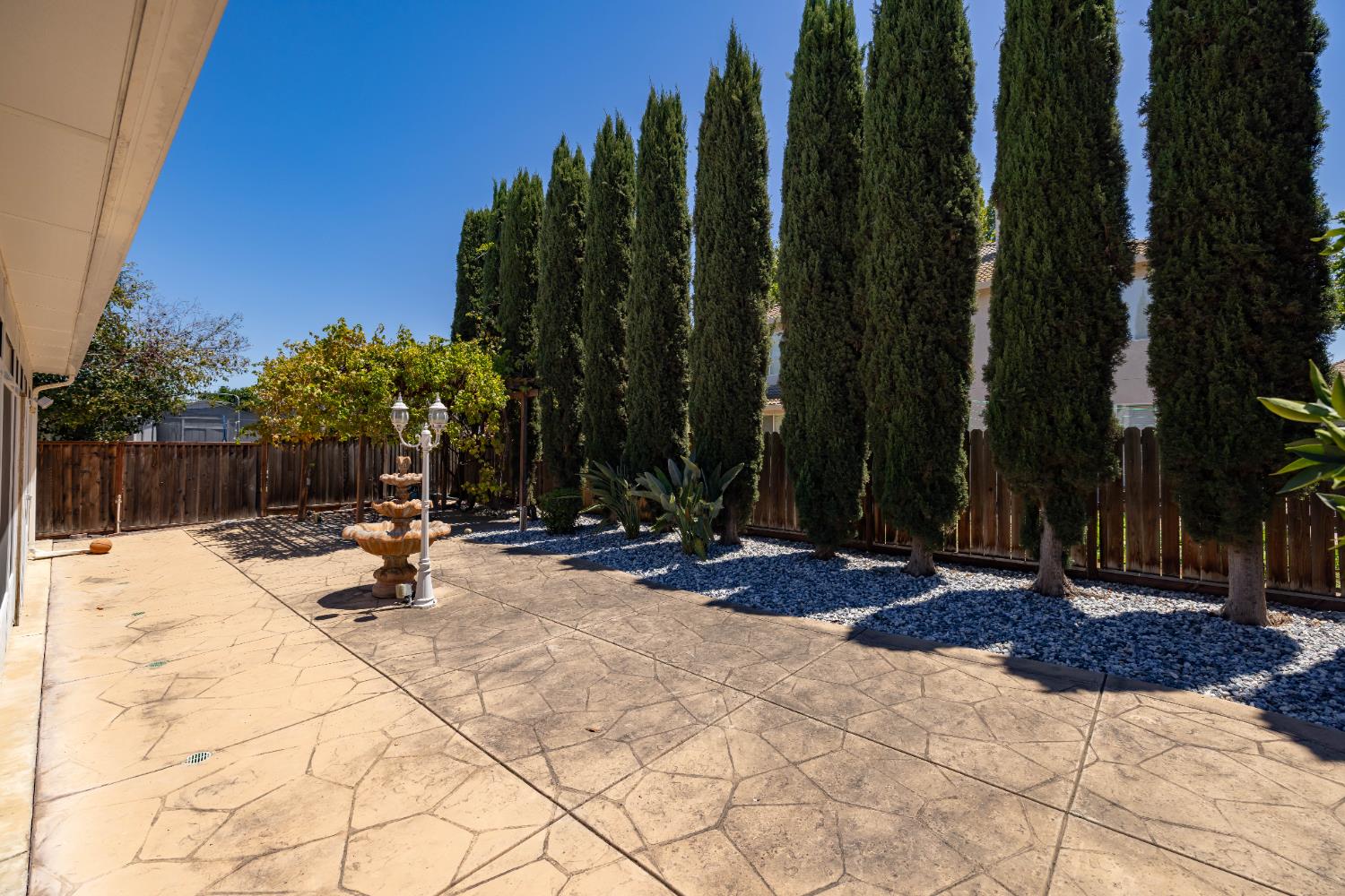 Detail Gallery Image 56 of 65 For 1880 Persimmon Way, Tracy,  CA 95376 - 5 Beds | 3 Baths