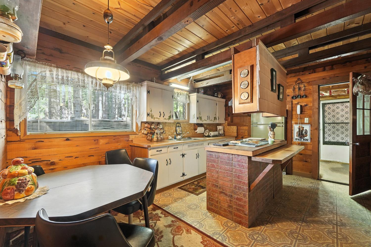 Detail Gallery Image 8 of 33 For 46 Summit Level Rd, Arnold,  CA 95223 - 3 Beds | 1 Baths