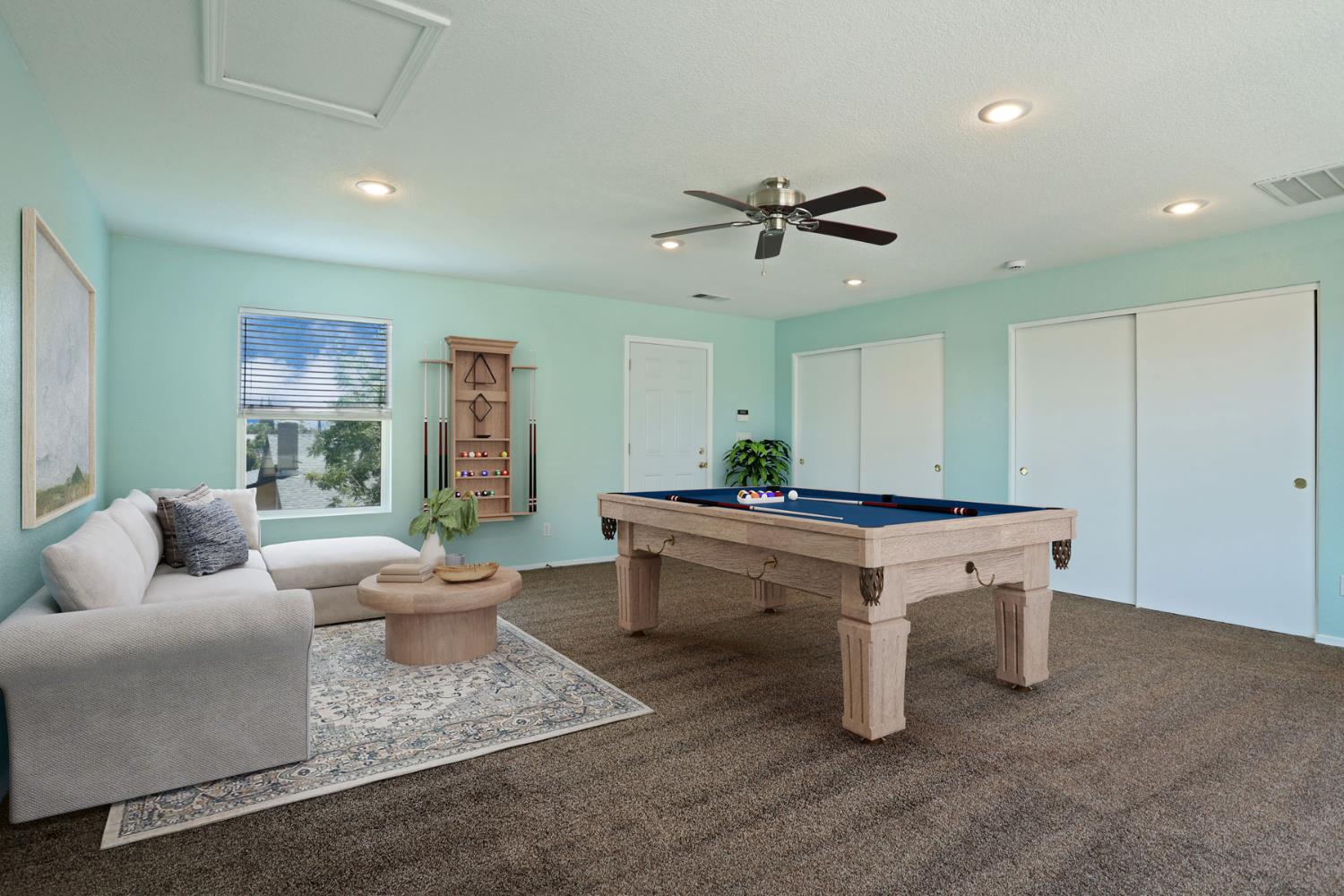 Detail Gallery Image 12 of 16 For 1262 Syracuse Ln, Manteca,  CA 95336 - 4 Beds | 2/1 Baths
