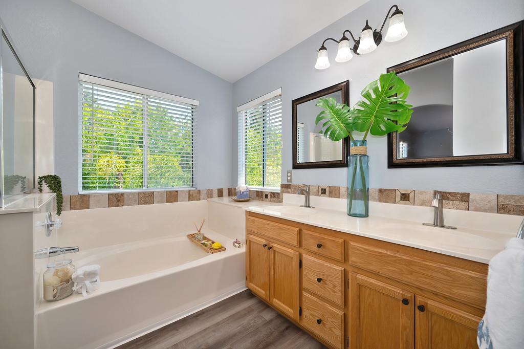 Detail Gallery Image 20 of 51 For 9567 Diamond Point Ln, Elk Grove,  CA 95758 - 4 Beds | 2/1 Baths