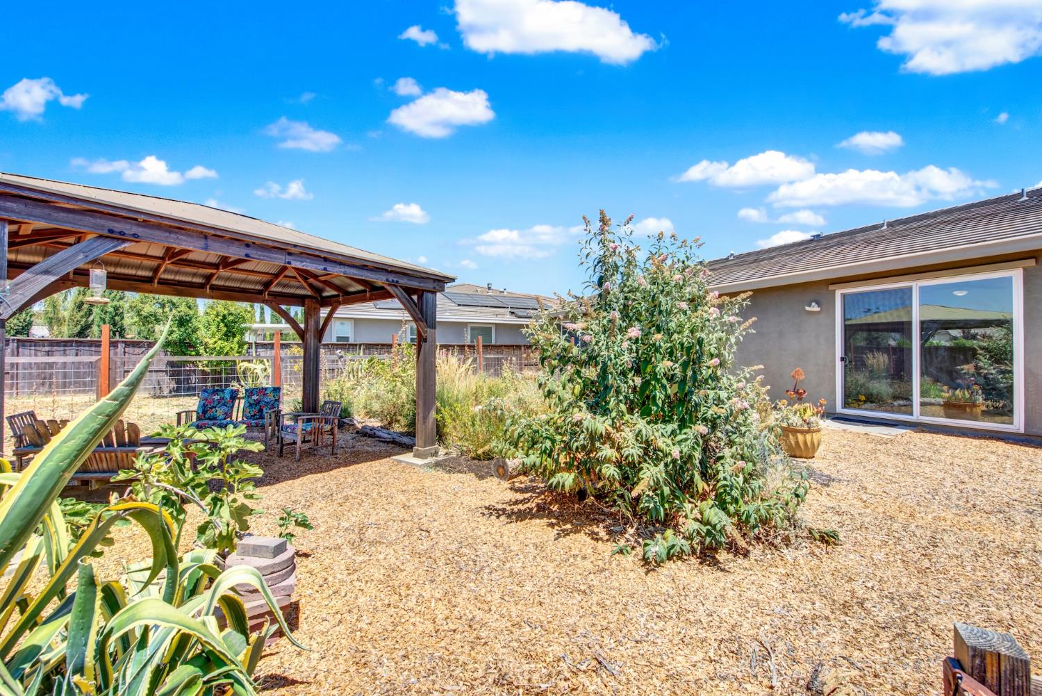 Detail Gallery Image 57 of 72 For 2200 Russell Cir, Woodland,  CA 95776 - 3 Beds | 2/1 Baths