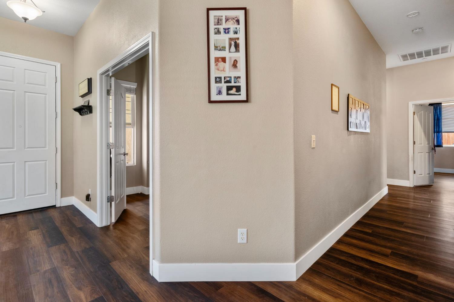 Detail Gallery Image 23 of 33 For 444 Sparrow Dr, Galt,  CA 95632 - 4 Beds | 2 Baths