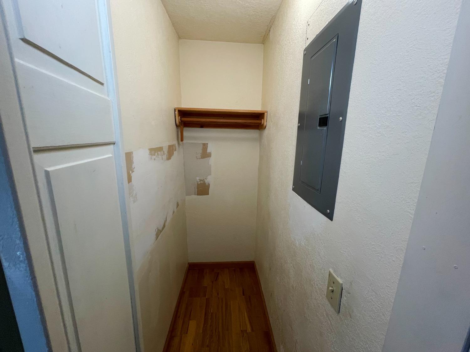 Detail Gallery Image 10 of 45 For 4016 Ridge St, Fair Oaks,  CA 95628 - 4 Beds | 2/1 Baths