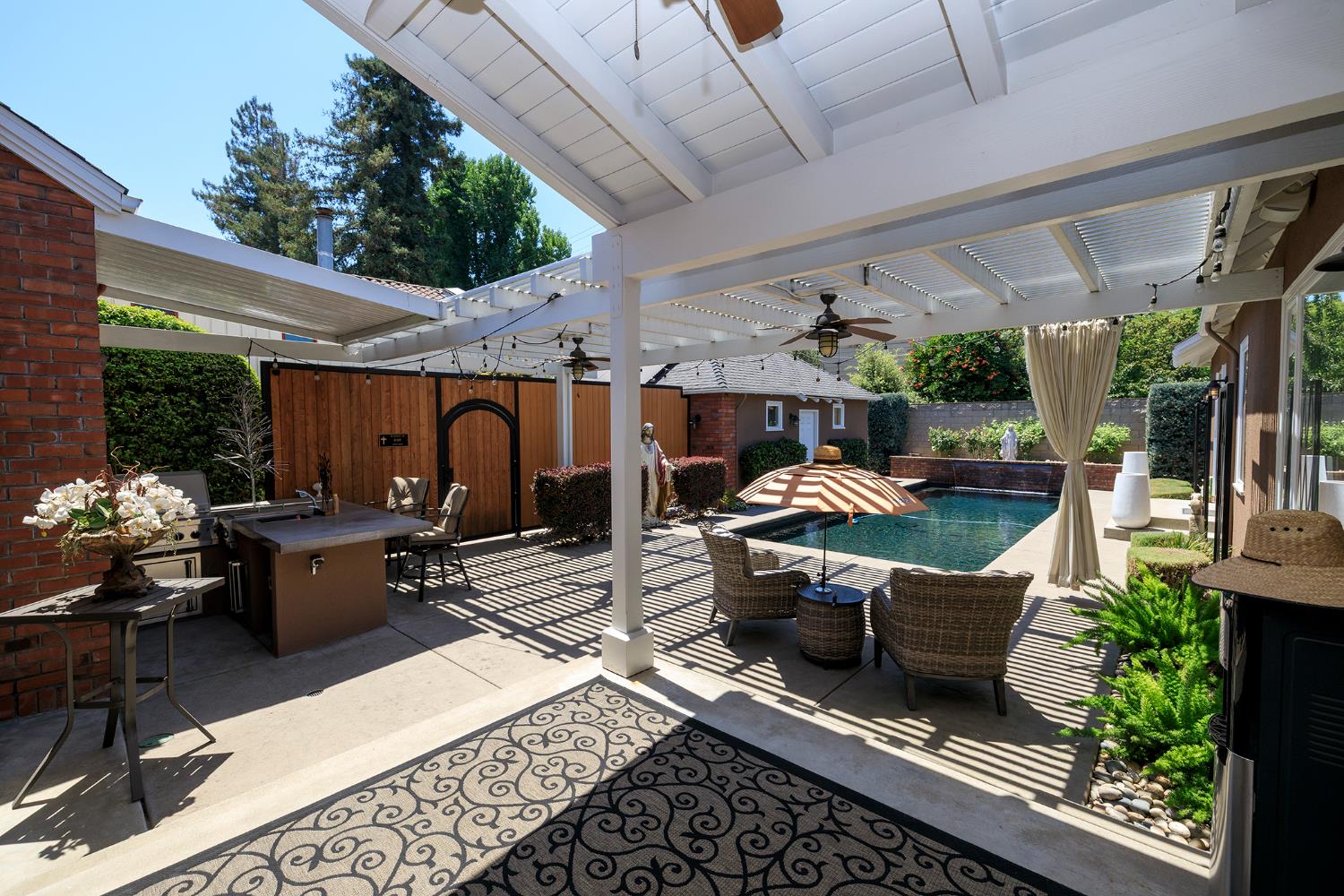 Detail Gallery Image 44 of 56 For 1009 Sycamore Ave, Modesto,  CA 95350 - 3 Beds | 2/1 Baths