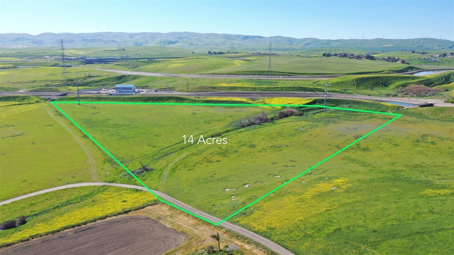 Detail Gallery Image 2 of 26 For 48 W Grant Line Rd, Livermore,  CA 95391 - – Beds | – Baths