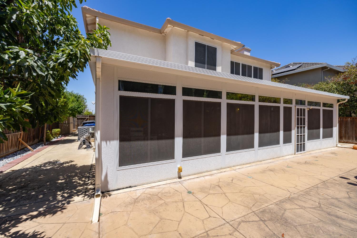 Detail Gallery Image 55 of 65 For 1880 Persimmon Way, Tracy,  CA 95376 - 5 Beds | 3 Baths