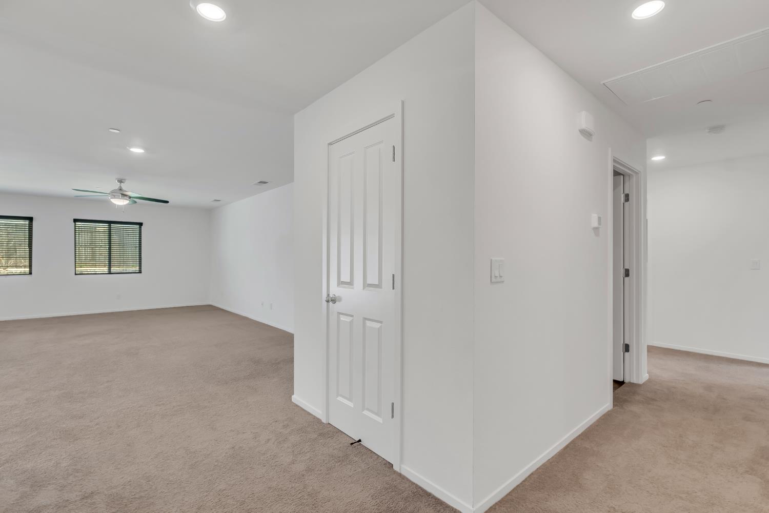Detail Gallery Image 7 of 32 For 20 Mineral Way, Oroville,  CA 95965 - 4 Beds | 2 Baths