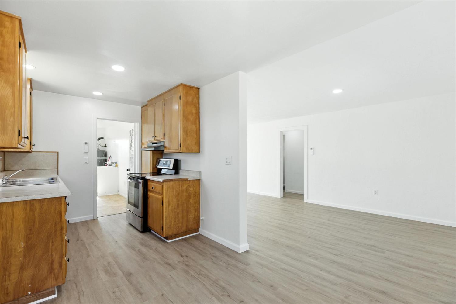 Detail Gallery Image 13 of 30 For 8335 State Highway 70, Marysville,  CA 95901 - 2 Beds | 1 Baths