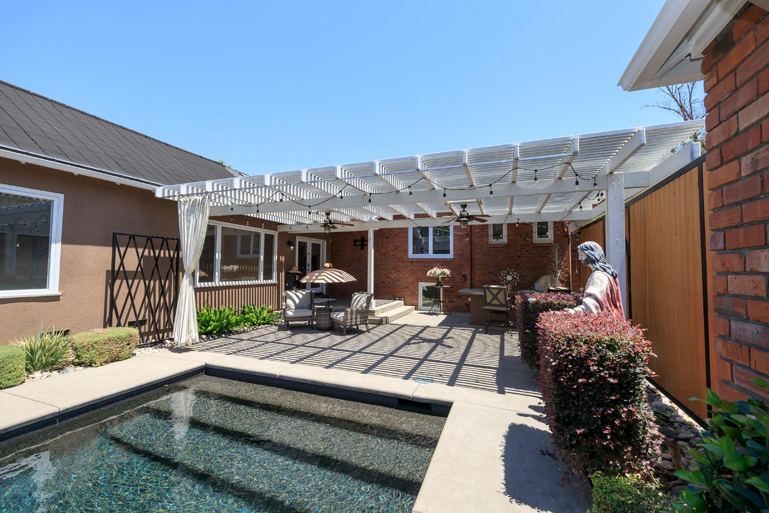 Detail Gallery Image 49 of 56 For 1009 Sycamore Ave, Modesto,  CA 95350 - 3 Beds | 2/1 Baths