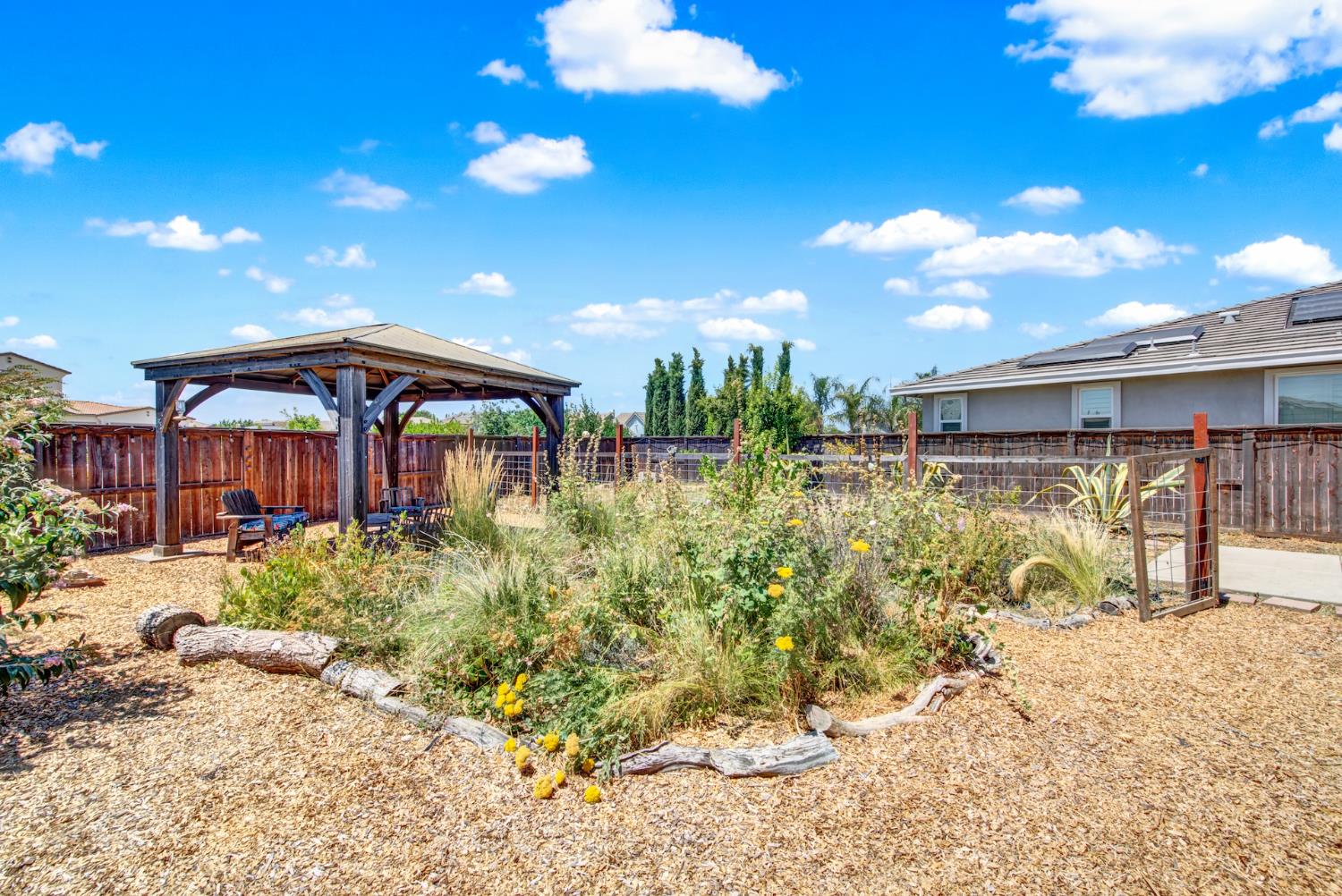 Detail Gallery Image 53 of 72 For 2200 Russell Cir, Woodland,  CA 95776 - 3 Beds | 2/1 Baths