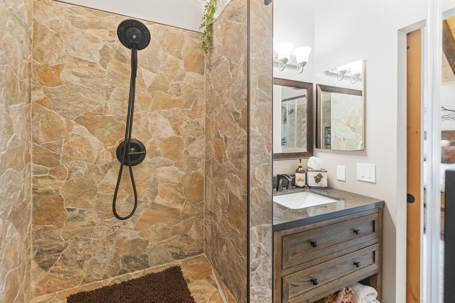 Detail Gallery Image 24 of 62 For 4414 Sierra Springs Dr, Pollock Pines,  CA 95726 - 2 Beds | 2 Baths