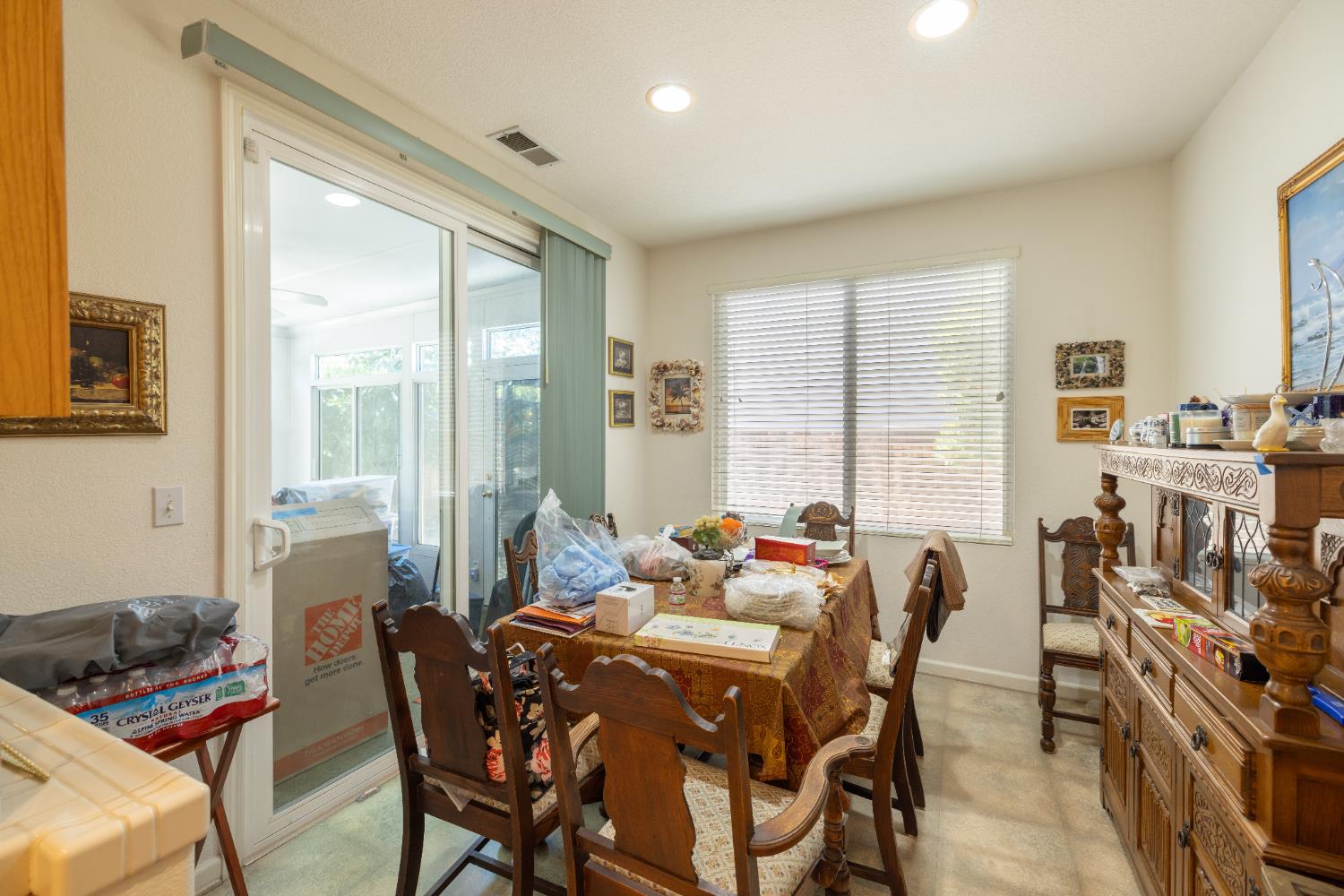 Detail Gallery Image 22 of 65 For 1880 Persimmon Way, Tracy,  CA 95376 - 5 Beds | 3 Baths