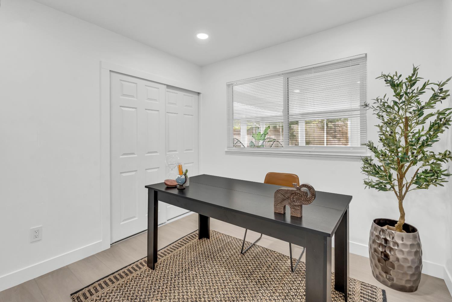 Detail Gallery Image 32 of 66 For 9184 Brian Ct, Sacramento,  CA 95826 - 3 Beds | 2 Baths