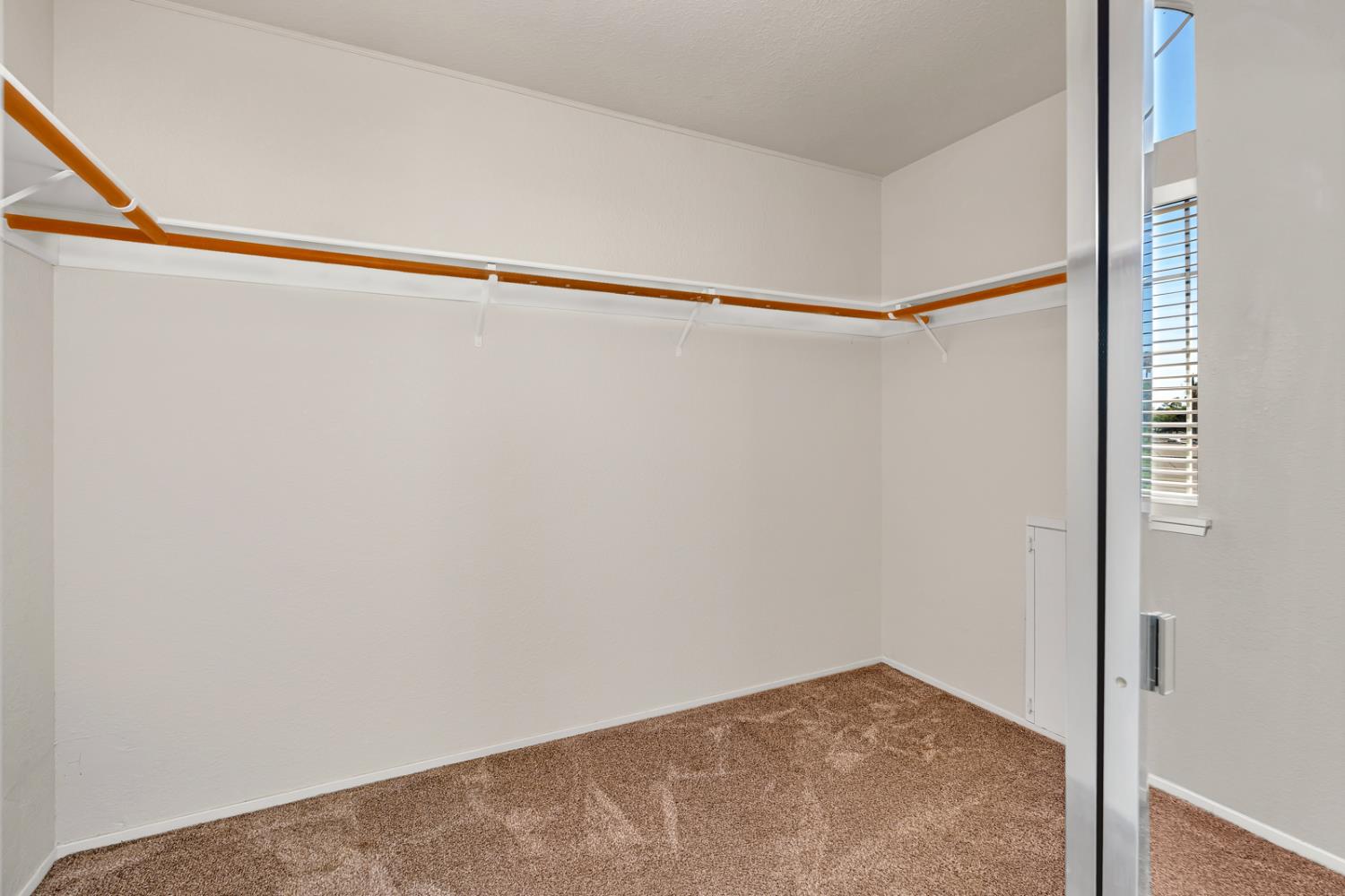Detail Gallery Image 34 of 58 For 92 Tangelo St, Los Banos,  CA 93635 - 3 Beds | 2/1 Baths
