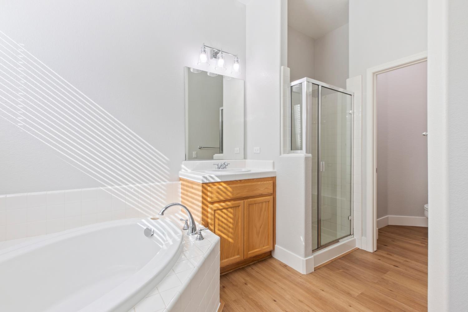 Detail Gallery Image 16 of 19 For 1659 Whispering Wind Dr, Tracy,  CA 95377 - 4 Beds | 2 Baths