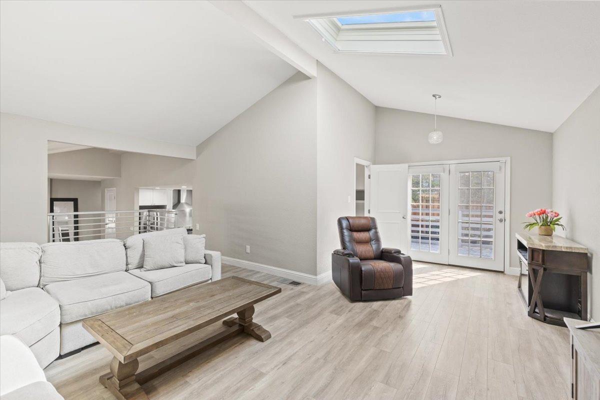 Detail Gallery Image 11 of 40 For 7821 Palmyra Dr, Fair Oaks,  CA 95628 - 3 Beds | 2 Baths