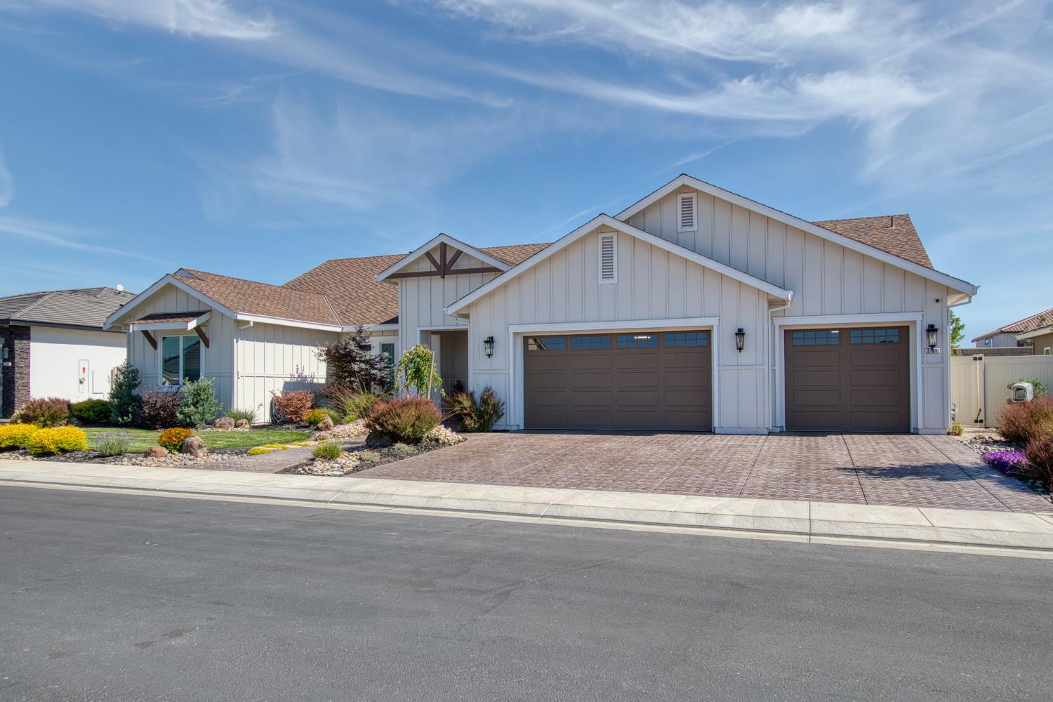 Detail Gallery Image 2 of 60 For 2101 via Prego, Oakdale,  CA 95361 - 3 Beds | 3/1 Baths