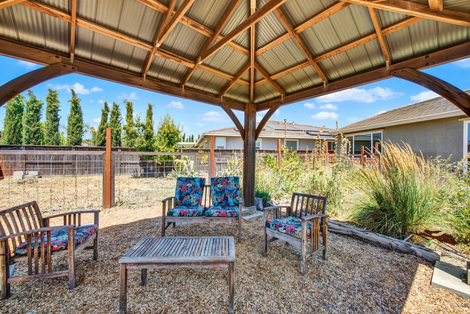 Detail Gallery Image 54 of 72 For 2200 Russell Cir, Woodland,  CA 95776 - 3 Beds | 2/1 Baths