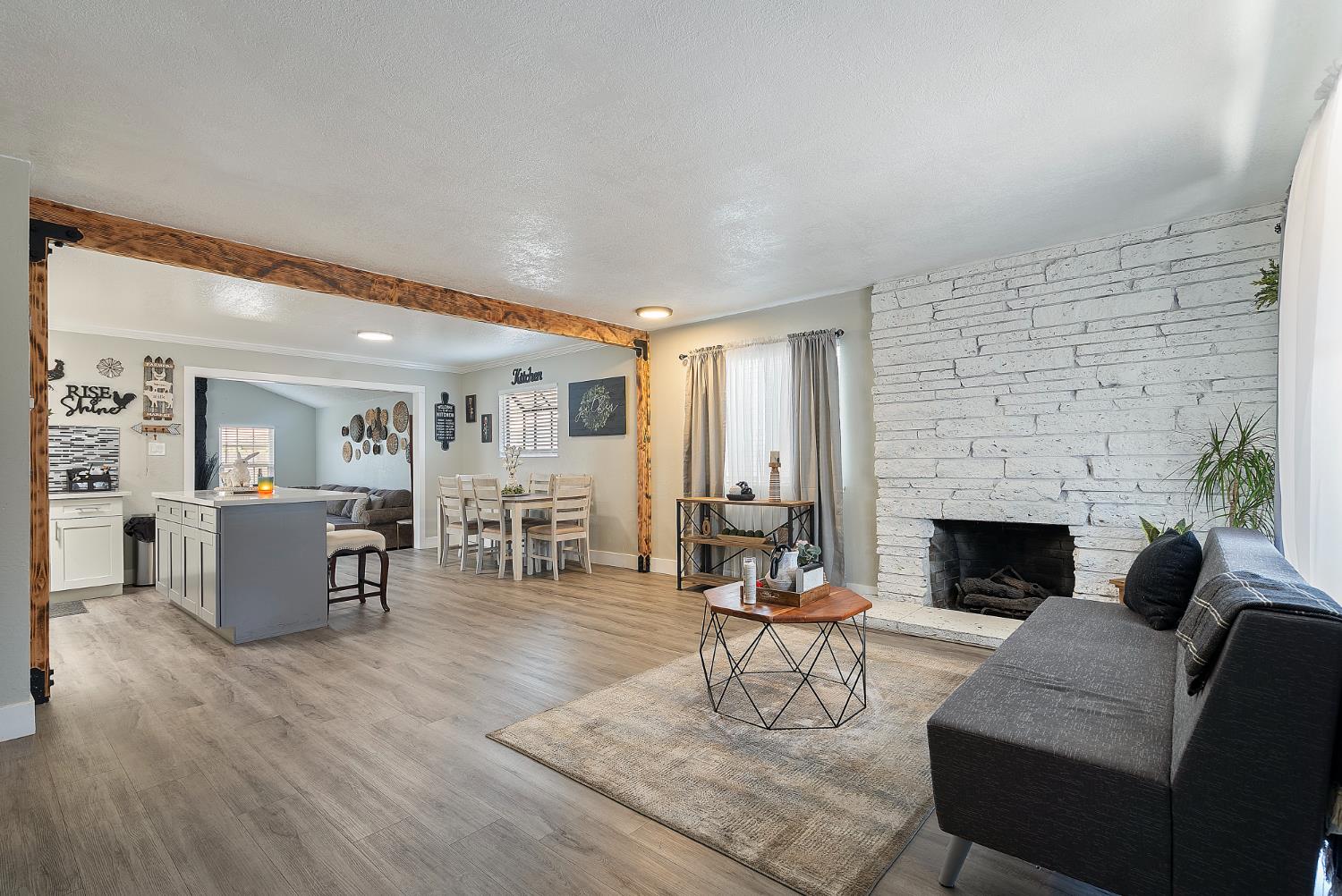 Detail Gallery Image 8 of 37 For 26147 Stryker St, Hayward,  CA 94545 - 3 Beds | 2 Baths