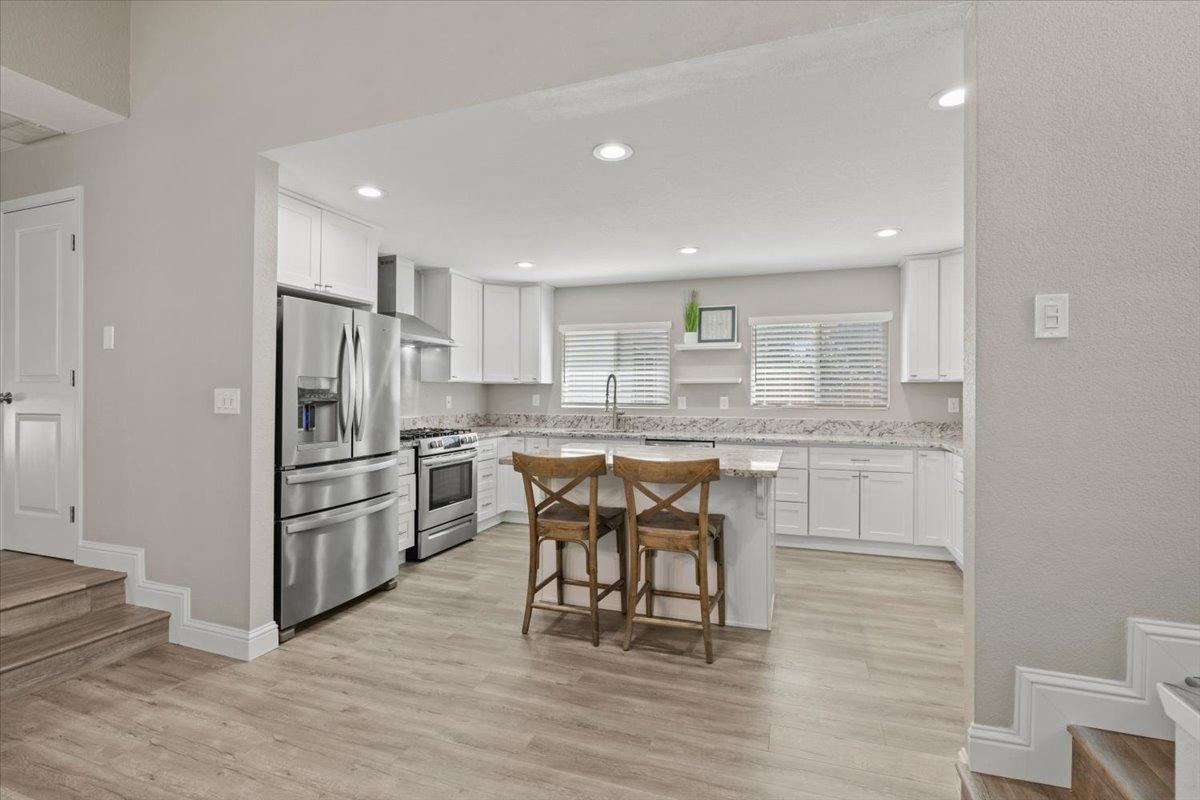 Detail Gallery Image 5 of 40 For 7821 Palmyra Dr, Fair Oaks,  CA 95628 - 3 Beds | 2 Baths