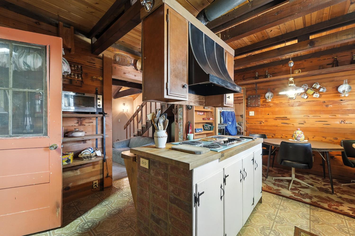 Detail Gallery Image 9 of 33 For 46 Summit Level Rd, Arnold,  CA 95223 - 3 Beds | 1 Baths