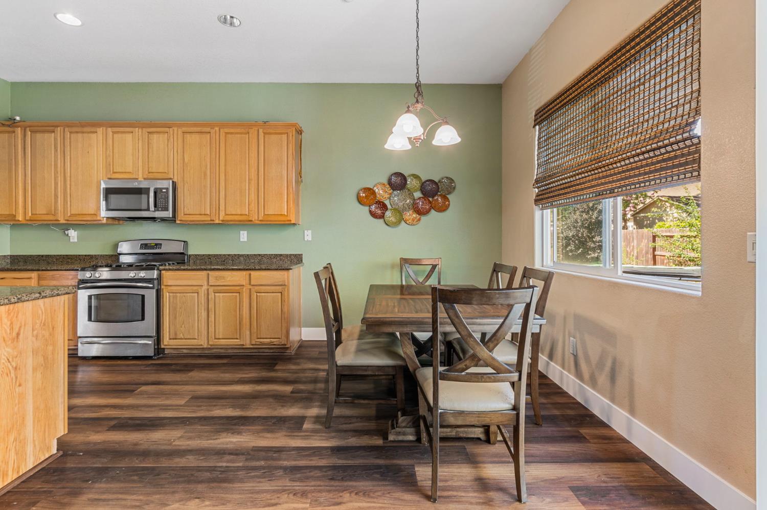 Detail Gallery Image 17 of 33 For 444 Sparrow Dr, Galt,  CA 95632 - 4 Beds | 2 Baths