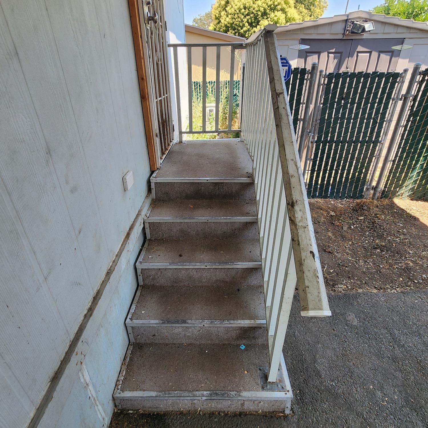Detail Gallery Image 15 of 18 For 131 Klamath, Pittsburg,  CA 94565 - 3 Beds | 2 Baths
