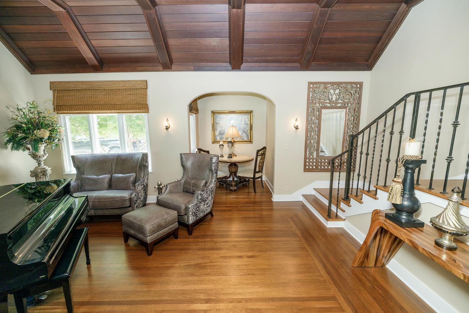 Detail Gallery Image 8 of 56 For 1009 Sycamore Ave, Modesto,  CA 95350 - 3 Beds | 2/1 Baths