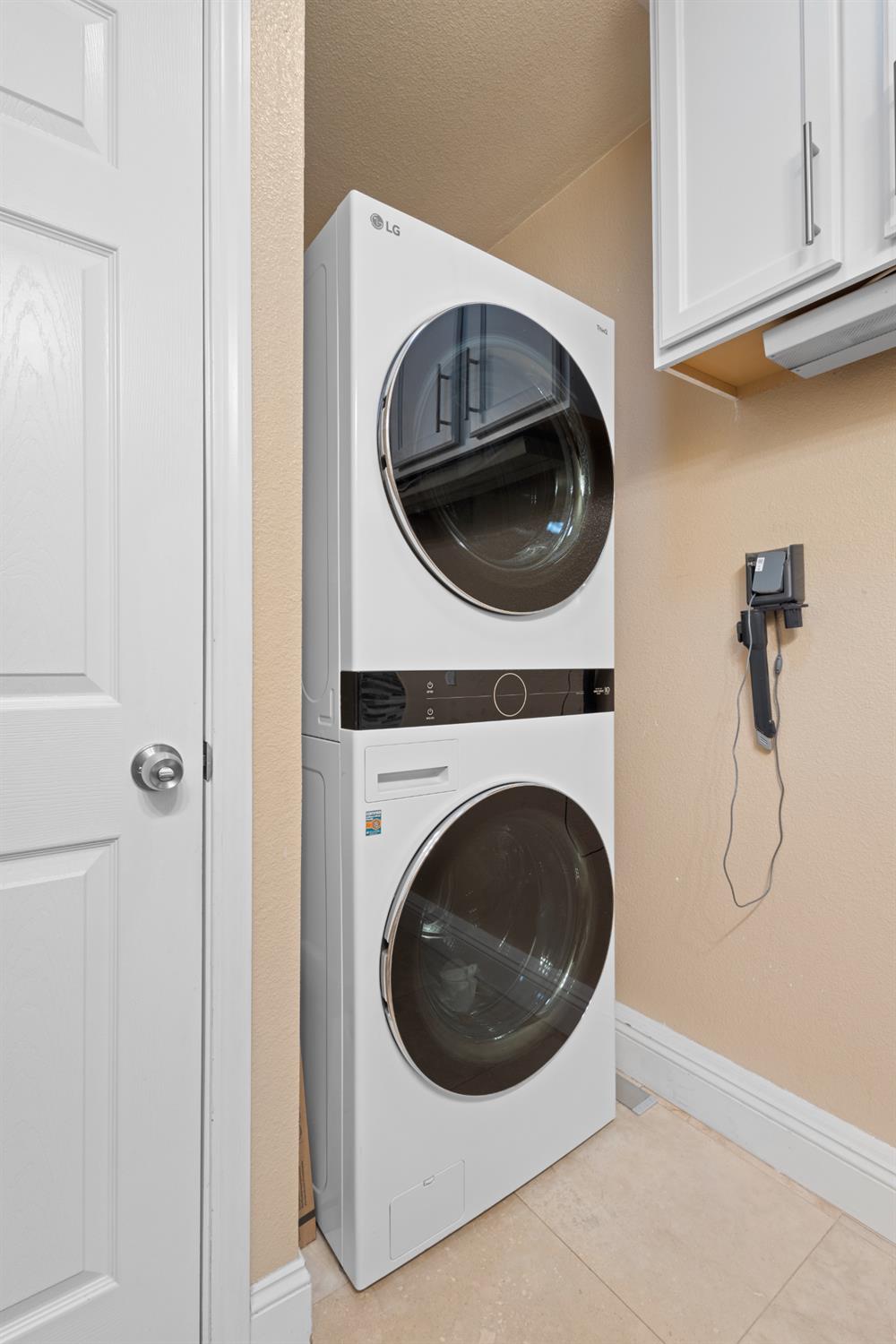 Detail Gallery Image 33 of 64 For 6732 Bismarck Dr, North Highlands,  CA 95660 - 5 Beds | 2/1 Baths