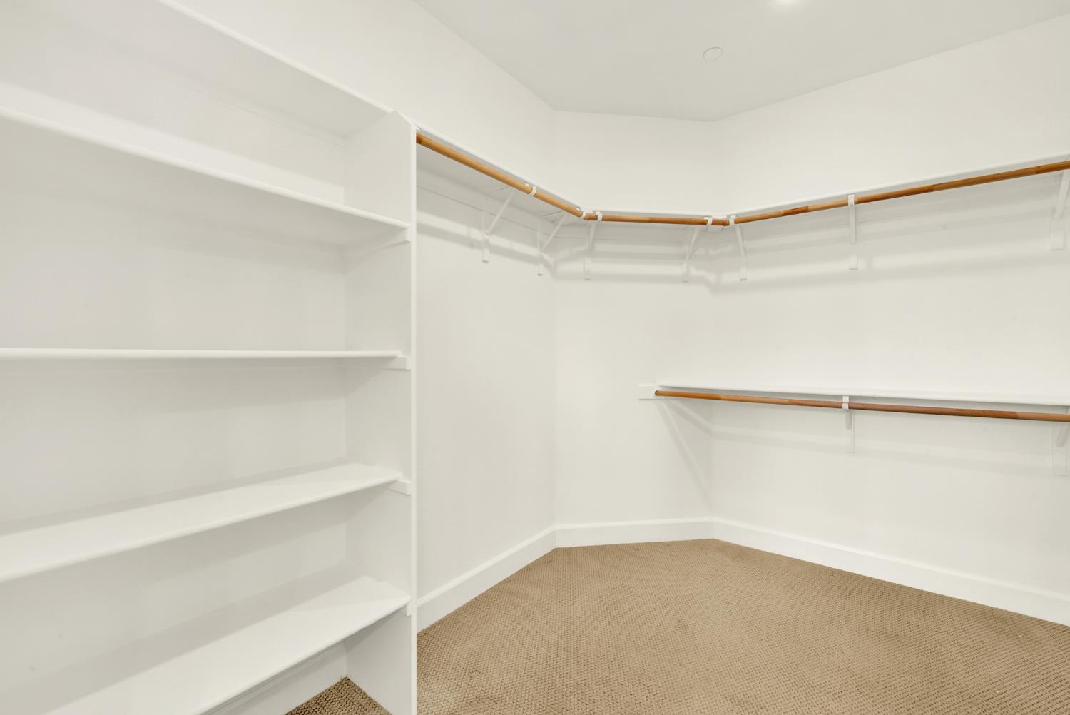 Detail Gallery Image 48 of 72 For 2200 Russell Cir, Woodland,  CA 95776 - 3 Beds | 2/1 Baths