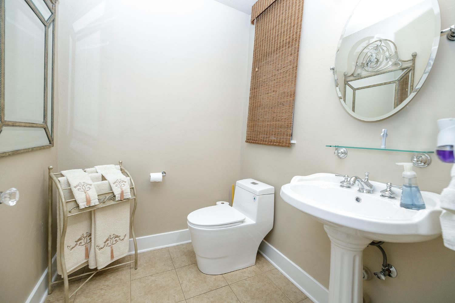 Detail Gallery Image 37 of 56 For 1009 Sycamore Ave, Modesto,  CA 95350 - 3 Beds | 2/1 Baths