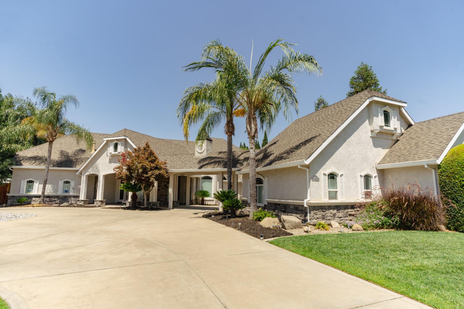 Detail Gallery Image 5 of 78 For 2253 Dyllan Ave, Atwater,  CA 95301 - 4 Beds | 3/2 Baths