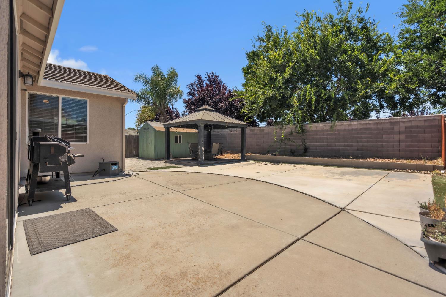 Detail Gallery Image 25 of 33 For 10451 Canadeo Cir, Elk Grove,  CA 95757 - 3 Beds | 2 Baths