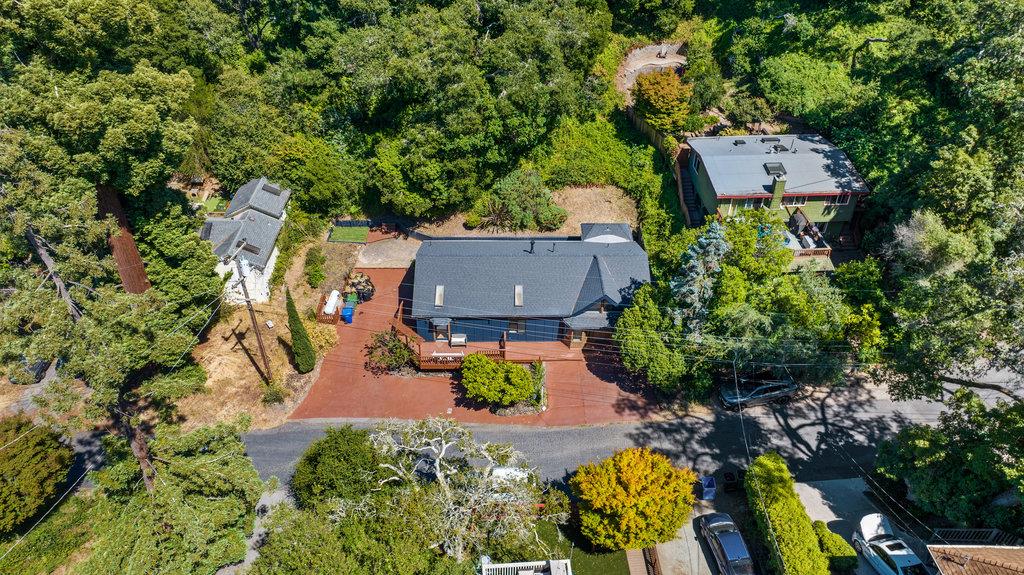 Detail Gallery Image 6 of 32 For 610 Nestora Ave, Aptos,  CA 95003 - 3 Beds | 2 Baths
