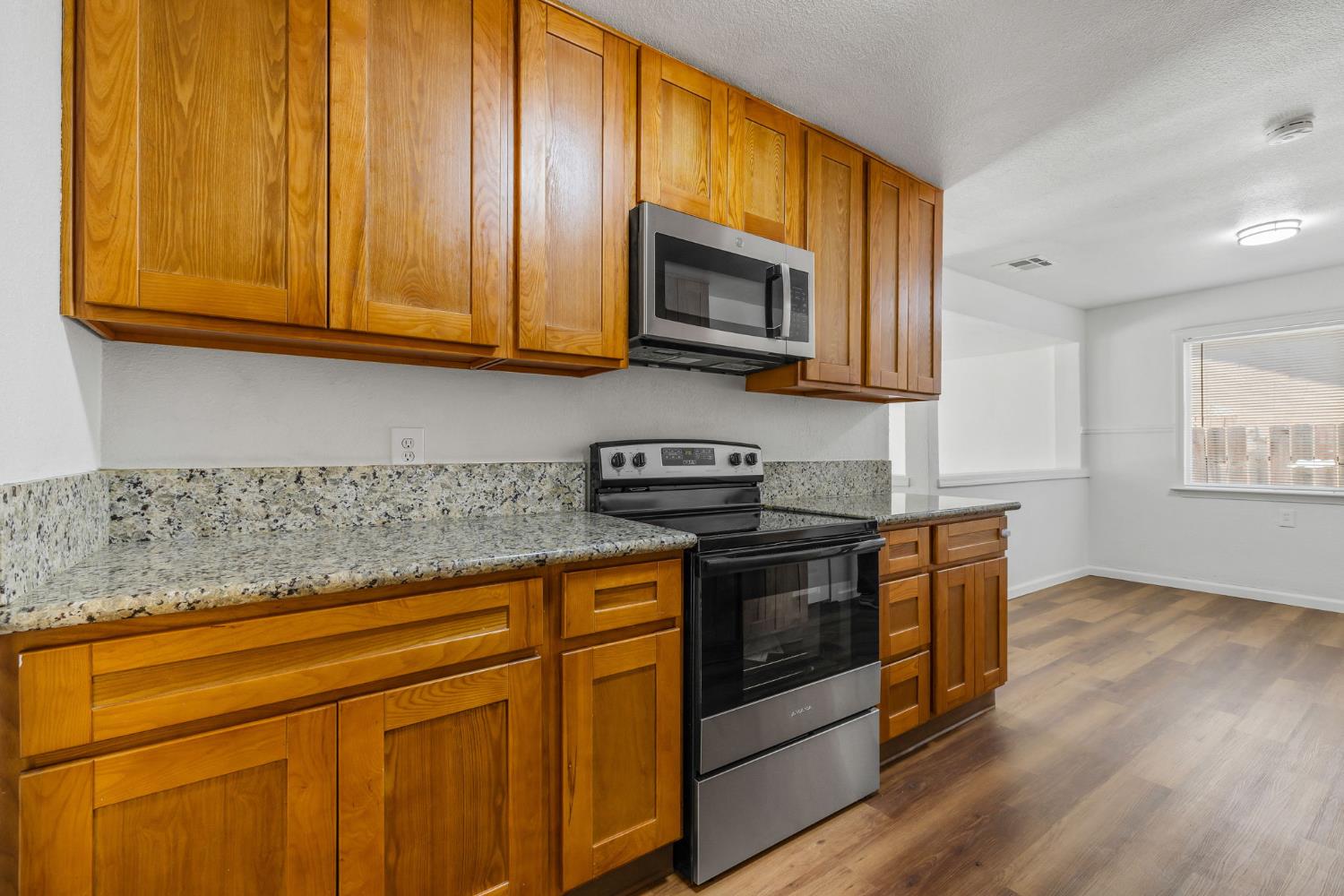 Detail Gallery Image 23 of 57 For 4441 Fenwick Way, North Highlands,  CA 95660 - 3 Beds | 2 Baths