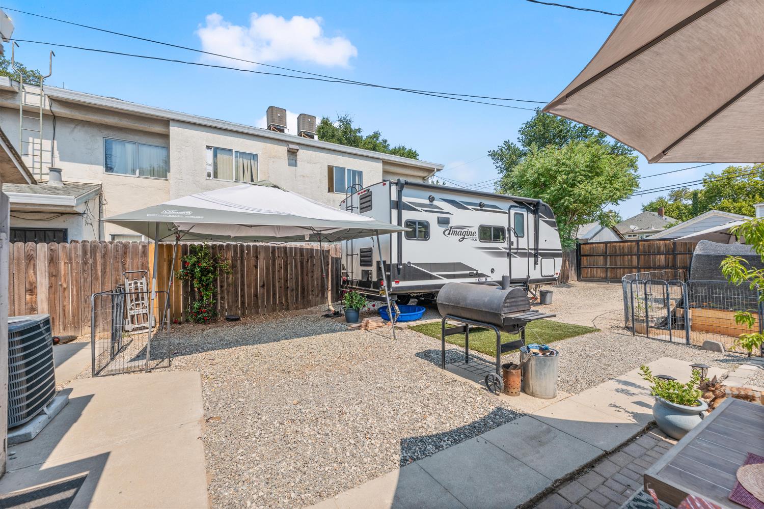 Detail Gallery Image 38 of 63 For 3641 5th Ave, Sacramento,  CA 95817 - 3 Beds | 1/1 Baths