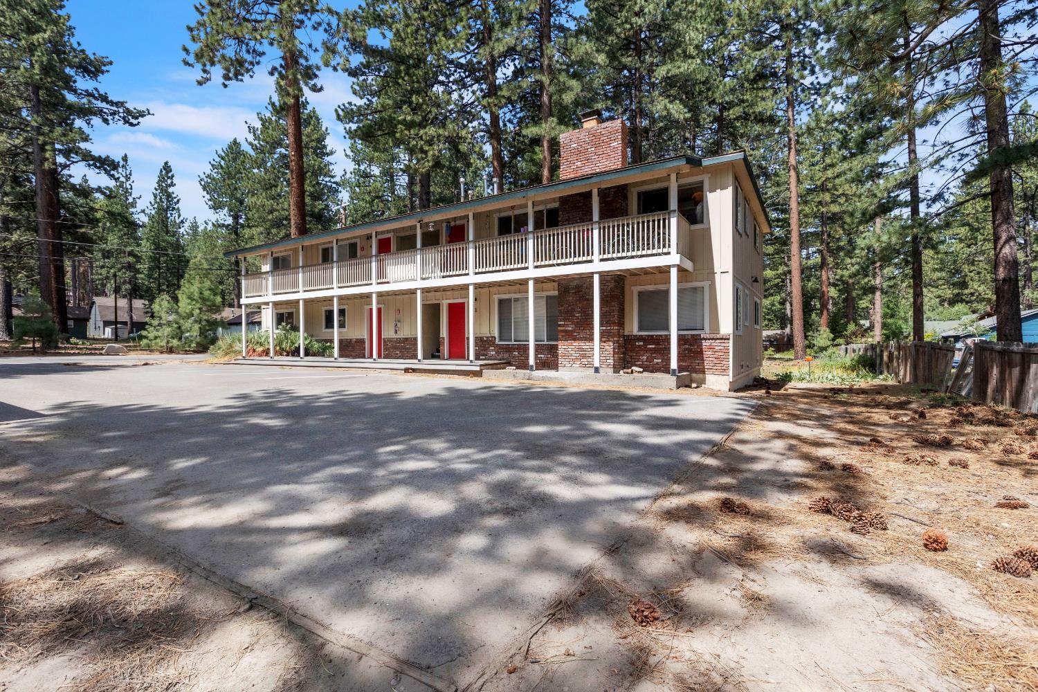 Detail Gallery Image 1 of 12 For 673 James Ave, South Lake Tahoe,  CA 96150 - – Beds | – Baths