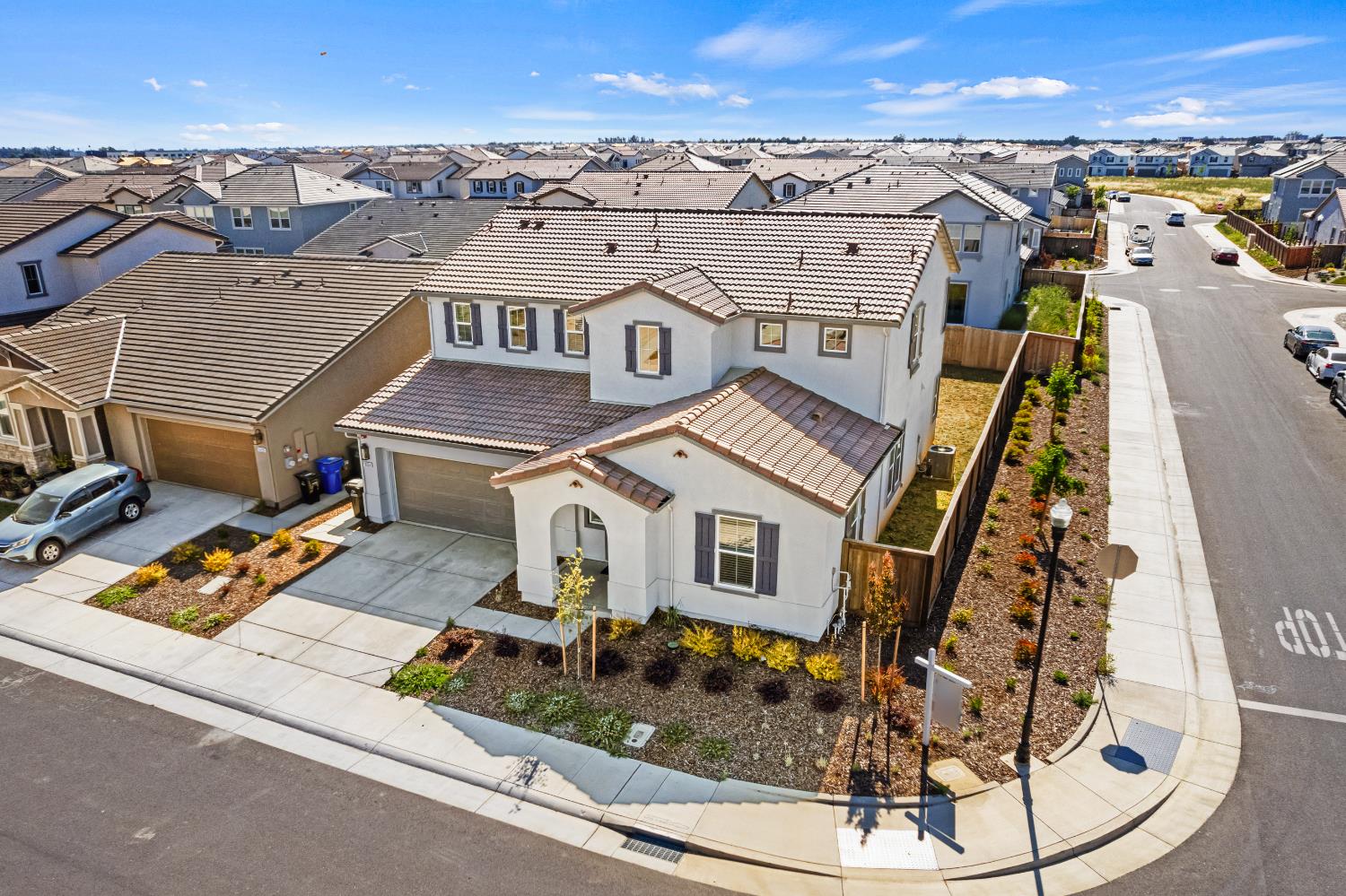 Detail Gallery Image 1 of 58 For 10224 Kilo Way, Elk Grove,  CA 95757 - 5 Beds | 4 Baths