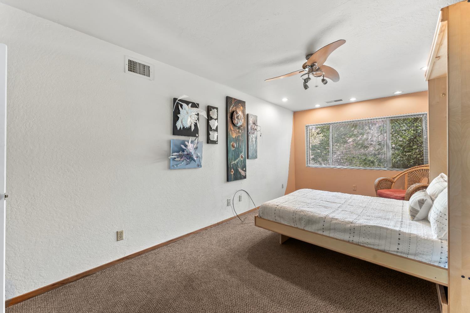 Detail Gallery Image 35 of 39 For 6154 Viceroy Way, Citrus Heights,  CA 95610 - 4 Beds | 3 Baths