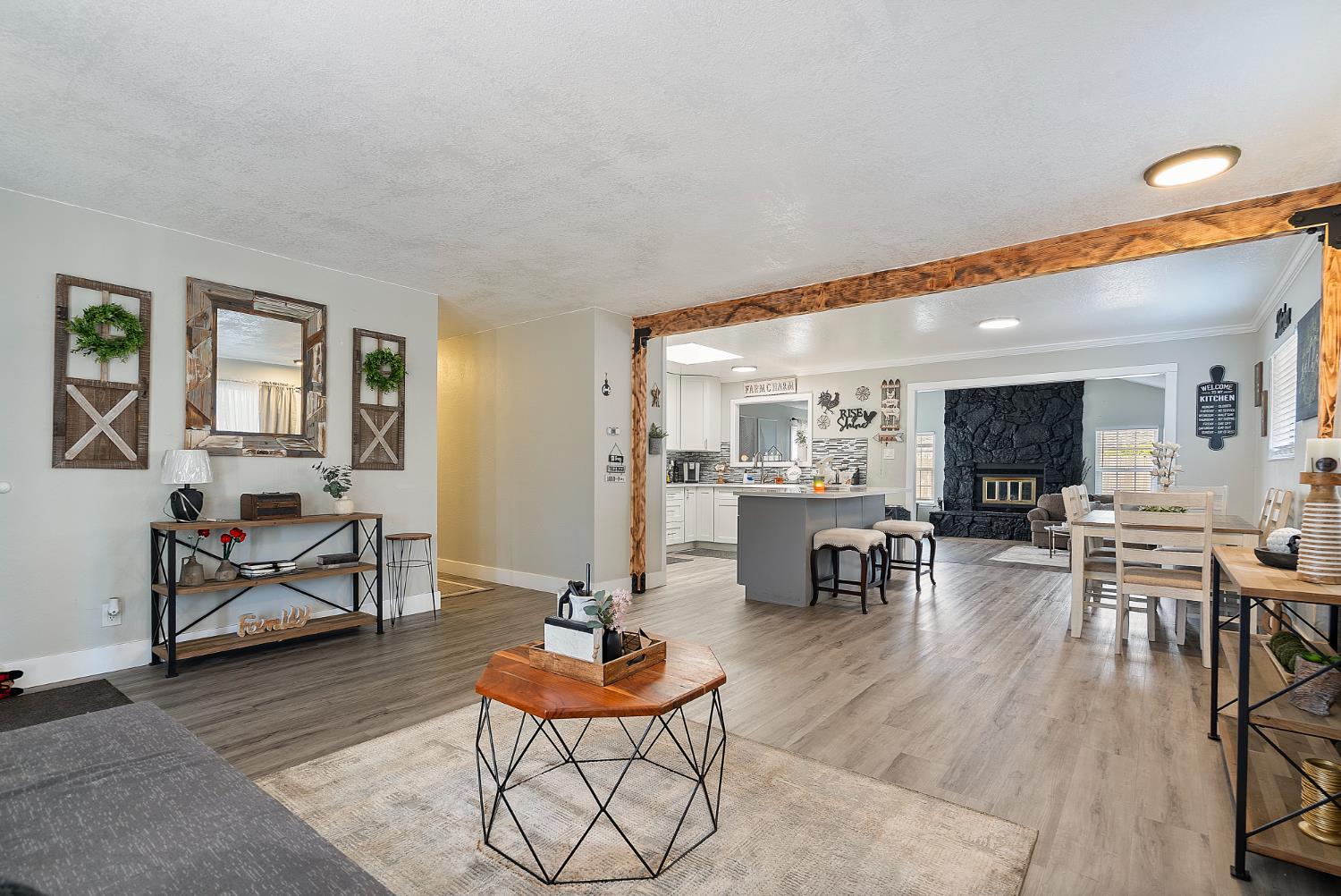 Detail Gallery Image 9 of 37 For 26147 Stryker St, Hayward,  CA 94545 - 3 Beds | 2 Baths