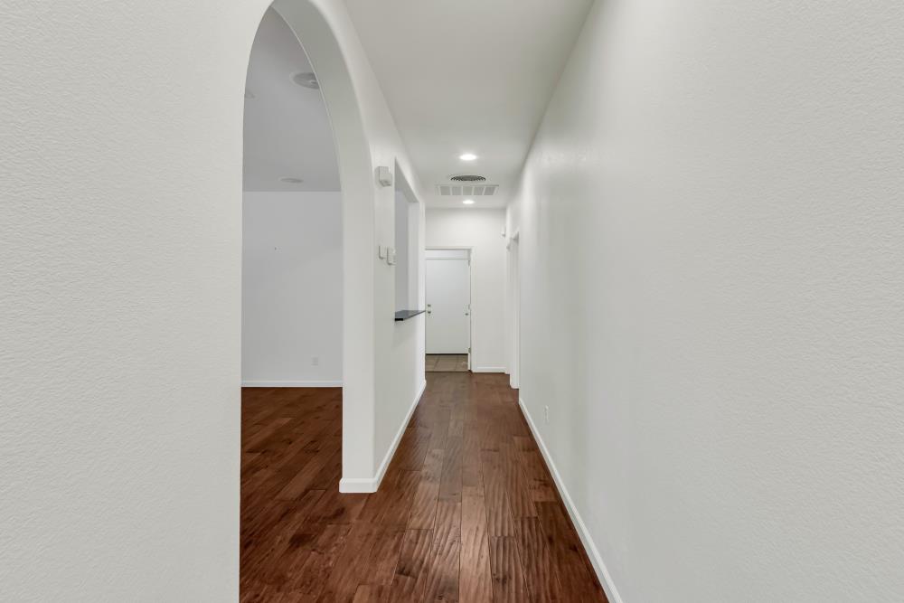 Detail Gallery Image 24 of 62 For 107 Dragonfly Cir, Sacramento,  CA 95834 - 3 Beds | 2 Baths