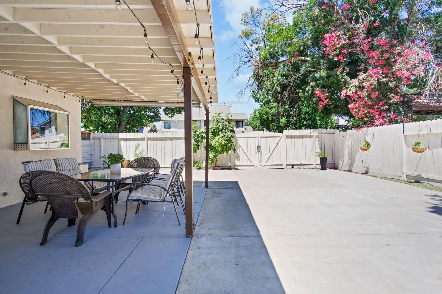 Detail Gallery Image 31 of 39 For 3009 Glen Grove Ct, Ceres,  CA 95307 - 5 Beds | 3 Baths