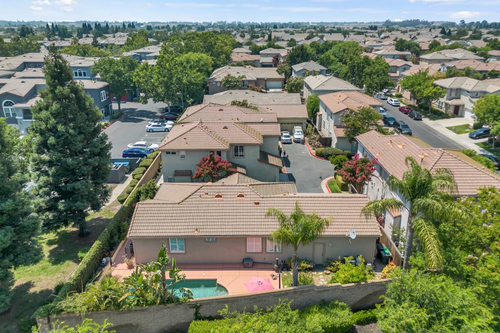 Detail Gallery Image 56 of 62 For 107 Dragonfly Cir, Sacramento,  CA 95834 - 3 Beds | 2 Baths