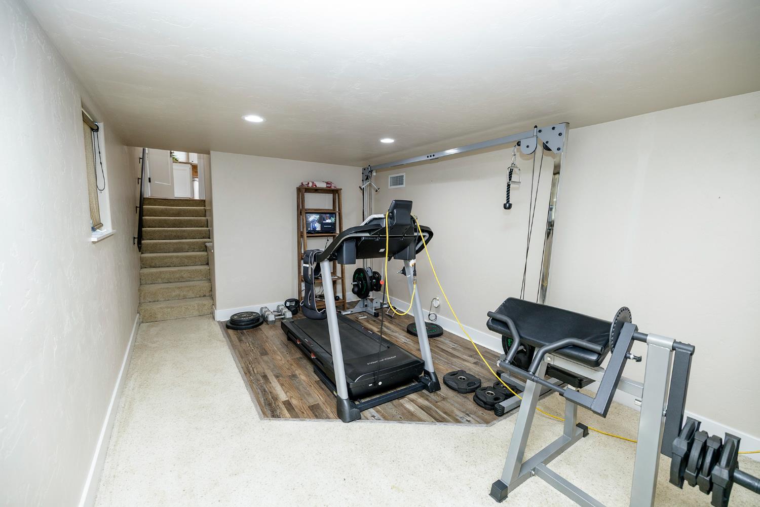 Detail Gallery Image 40 of 56 For 1009 Sycamore Ave, Modesto,  CA 95350 - 3 Beds | 2/1 Baths