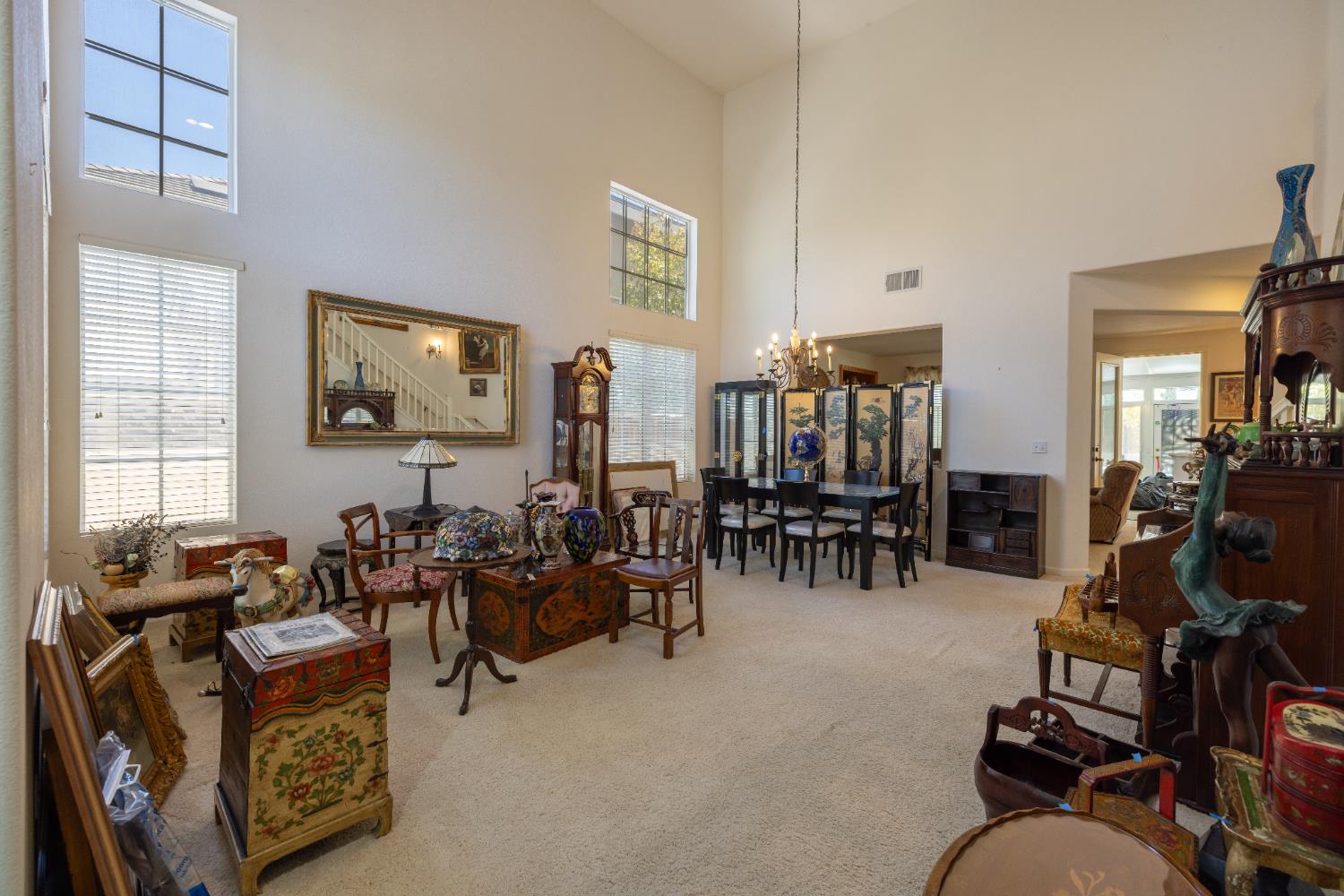 Detail Gallery Image 9 of 65 For 1880 Persimmon Way, Tracy,  CA 95376 - 5 Beds | 3 Baths