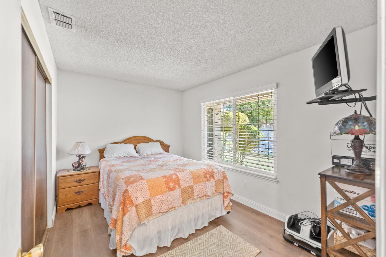 Detail Gallery Image 20 of 39 For 8852 Salmon Falls Dr, Sacramento,  CA 95826 - 3 Beds | 2 Baths
