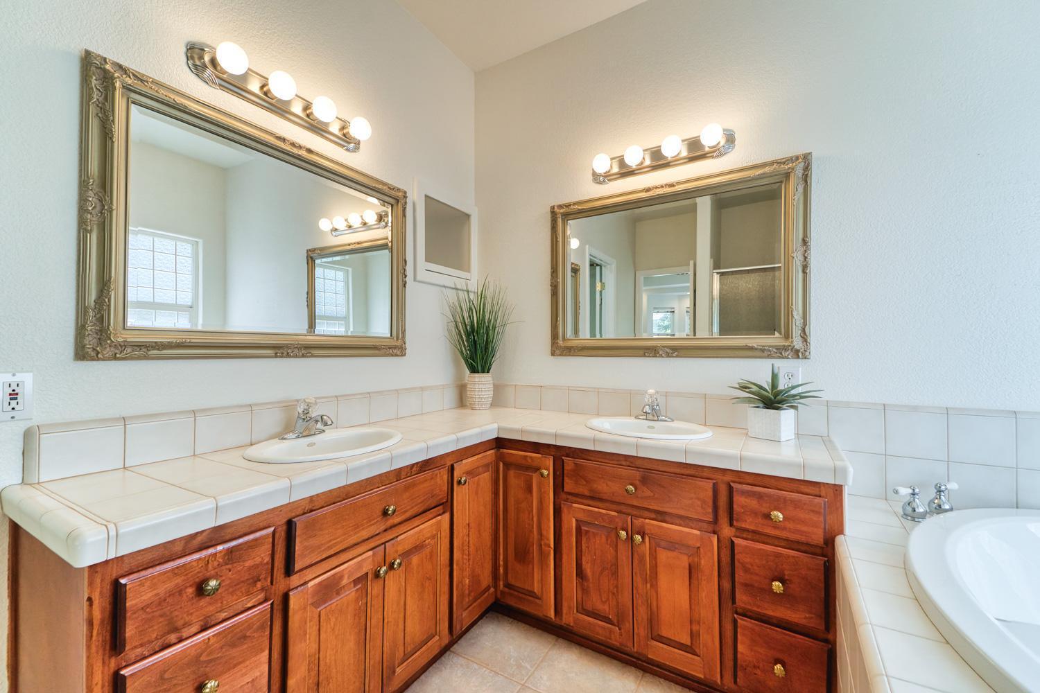 Detail Gallery Image 19 of 48 For 711 Saddleback Dr, Marysville,  CA 95901 - 3 Beds | 2/1 Baths