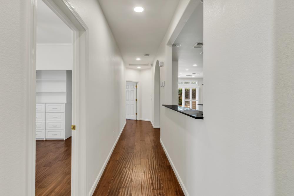 Detail Gallery Image 34 of 62 For 107 Dragonfly Cir, Sacramento,  CA 95834 - 3 Beds | 2 Baths