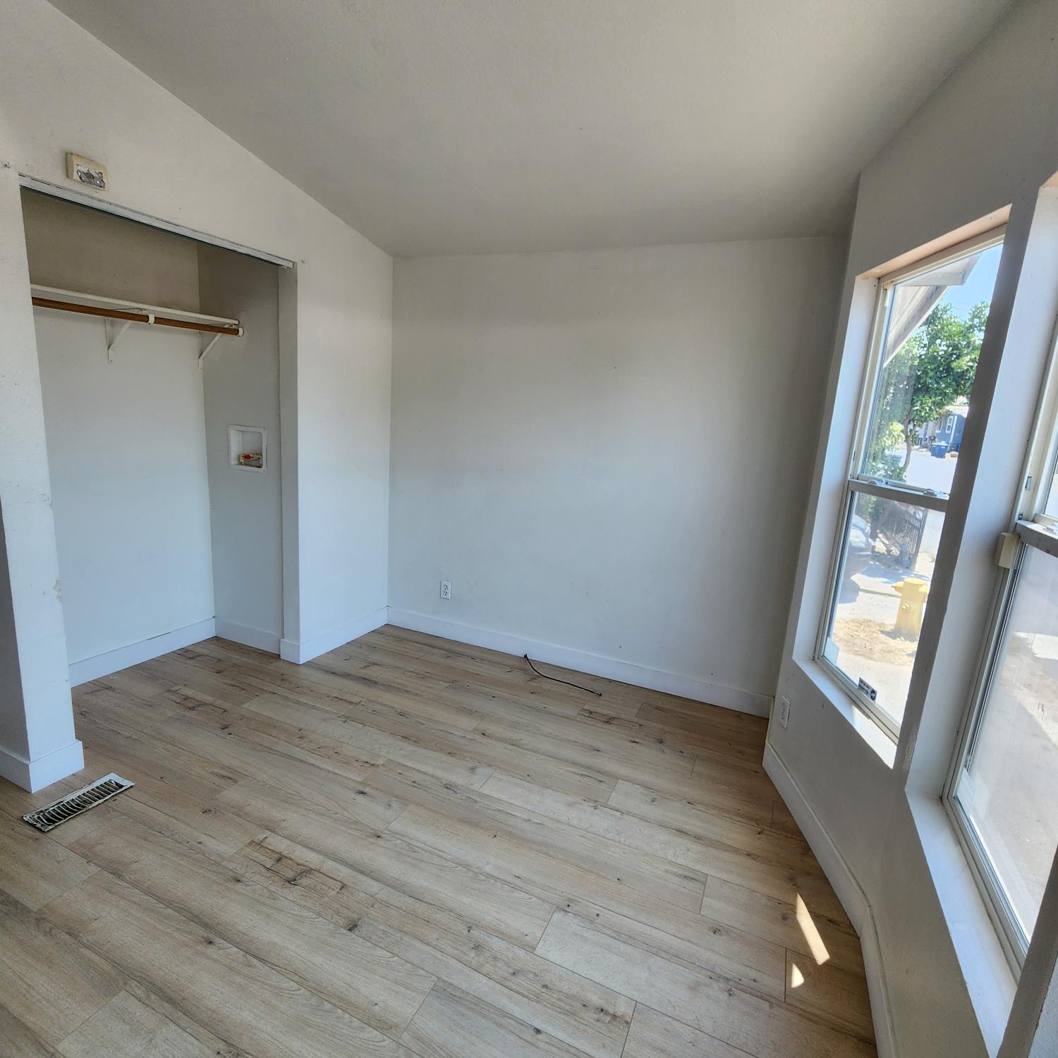Detail Gallery Image 18 of 18 For 131 Klamath, Pittsburg,  CA 94565 - 3 Beds | 2 Baths