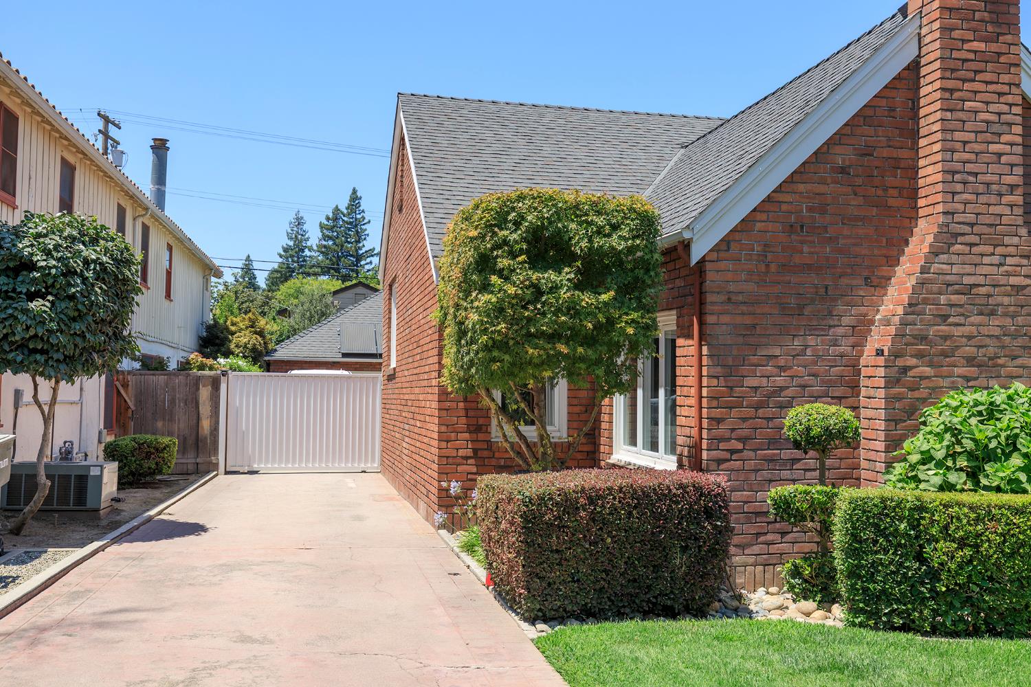 Detail Gallery Image 41 of 56 For 1009 Sycamore Ave, Modesto,  CA 95350 - 3 Beds | 2/1 Baths